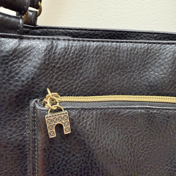 Vintage Relic Leather Black Shoulder Bag Purse Pebbled EUC - Picture 3 of 13